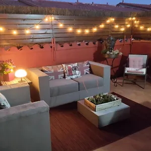 Сasa de vacaciones Les Llúdrigues. Casa Loft Con Encantadora Terraza, Arnes